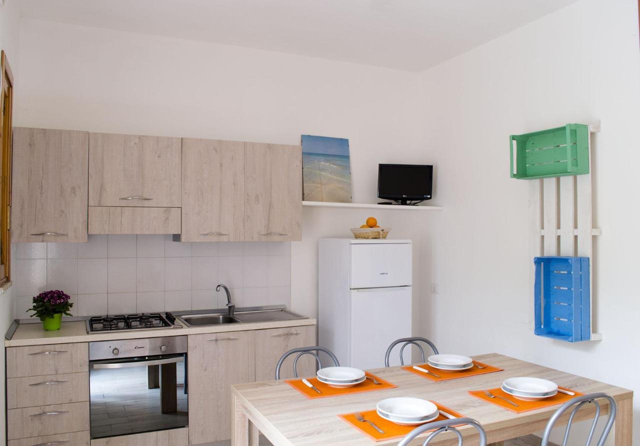 Residence Borgo Latino- Localo Torre dell'Orso Eksteriør billede